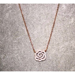 Collier avec pendentif Rose...