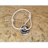 Bracelet cordon élastique avec médaille gravée "Amour"