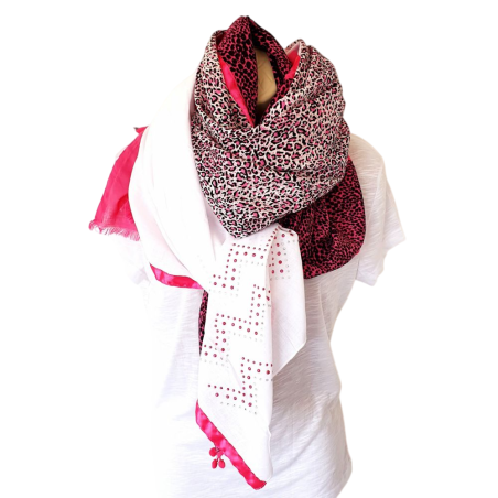 Foulard Tons Rose et blanc motifs Leopard et fleurs By Saida