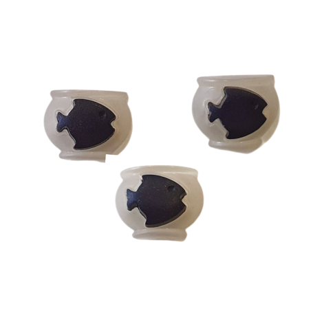 3 Boutons DMC "Poisson noir dans un bocal"