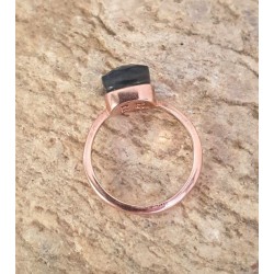 Bague en argent 925 avec pierre couleur noire -