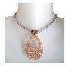 Collier ras-du-cou cordon en cuir tressé argenté et pendentif goutte