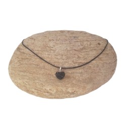 Collier cœur sur cordon en coton ciré